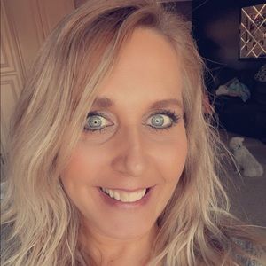 Meet your Posher, Wendy